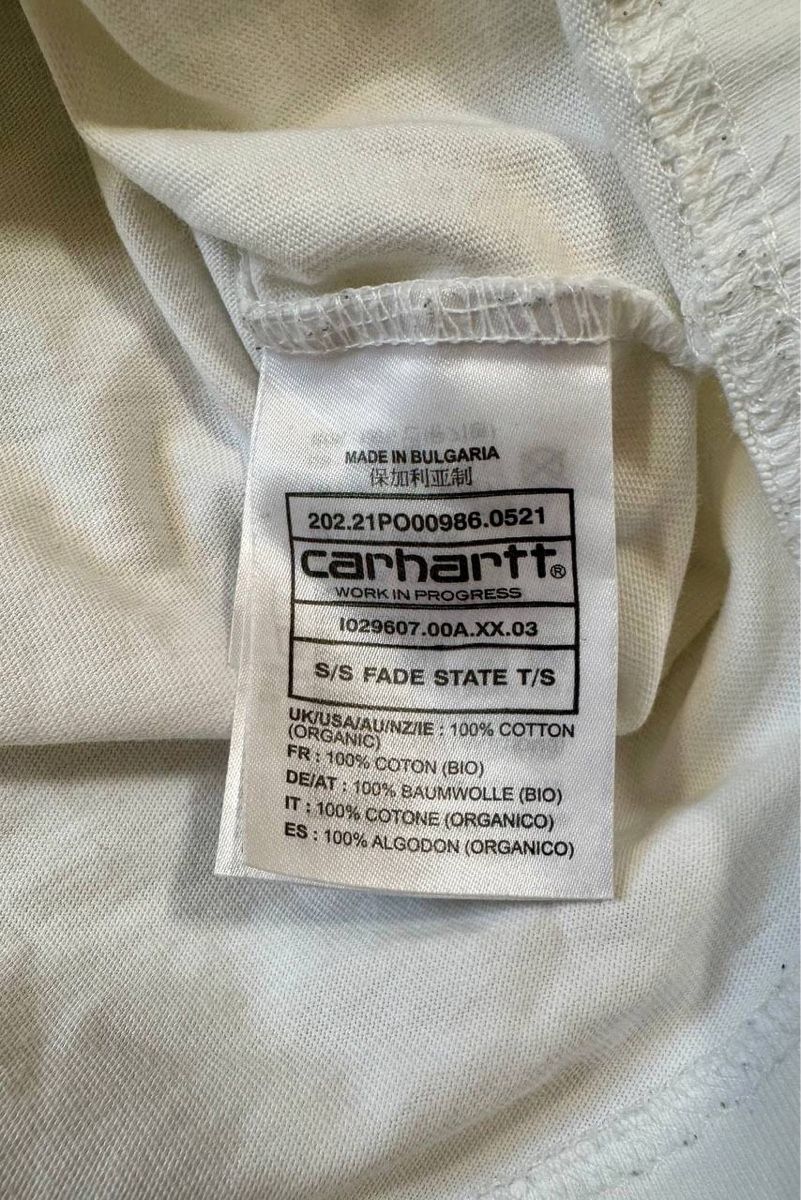 Carhartt T-shirts: Carhartt Tshirt  – D'occasion à Pfäffikon ZH par Nataliia. 3