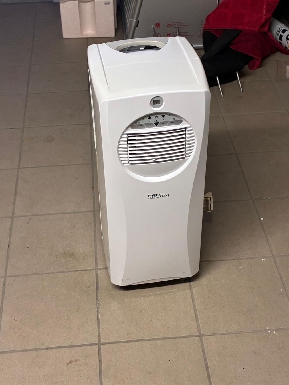 Primotecq Climatiseurs: Klimagerät Primotecq – D'occasion à Sierre par lov_l7jv