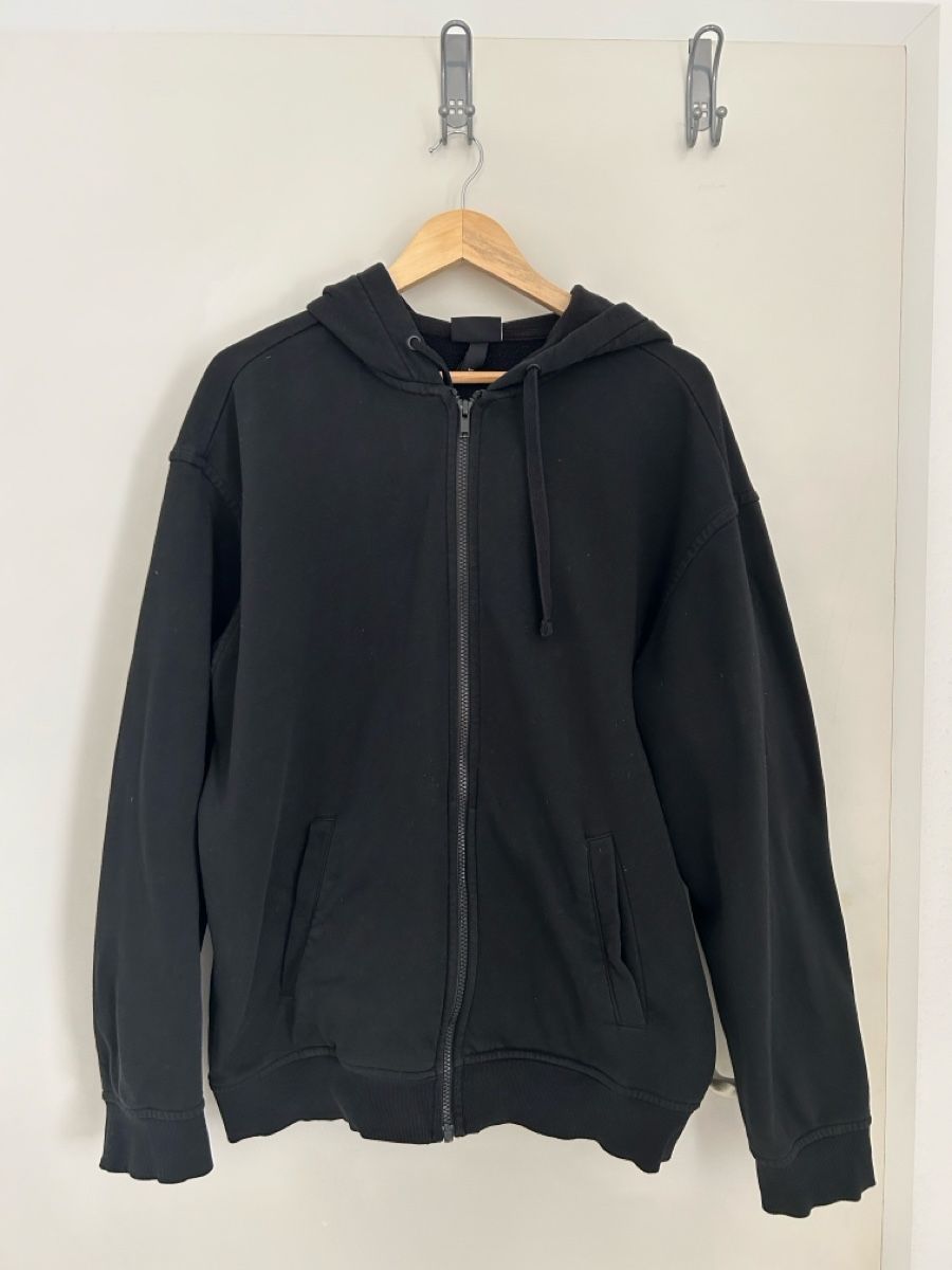 Maglioni & Felpe: Schwarze Kapuzenjacke Herren Grösse L – Usato da Schlieren venduto da mar_p5pq