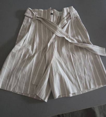 Massimo Dutti Striped Culottes Beige and White Size 40 New🤍