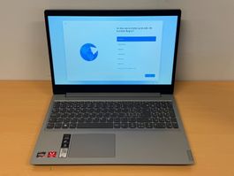 Lenovo 15" Laptop AMD Ryzen 5 3500U 8GB 120GB mit Windows 11