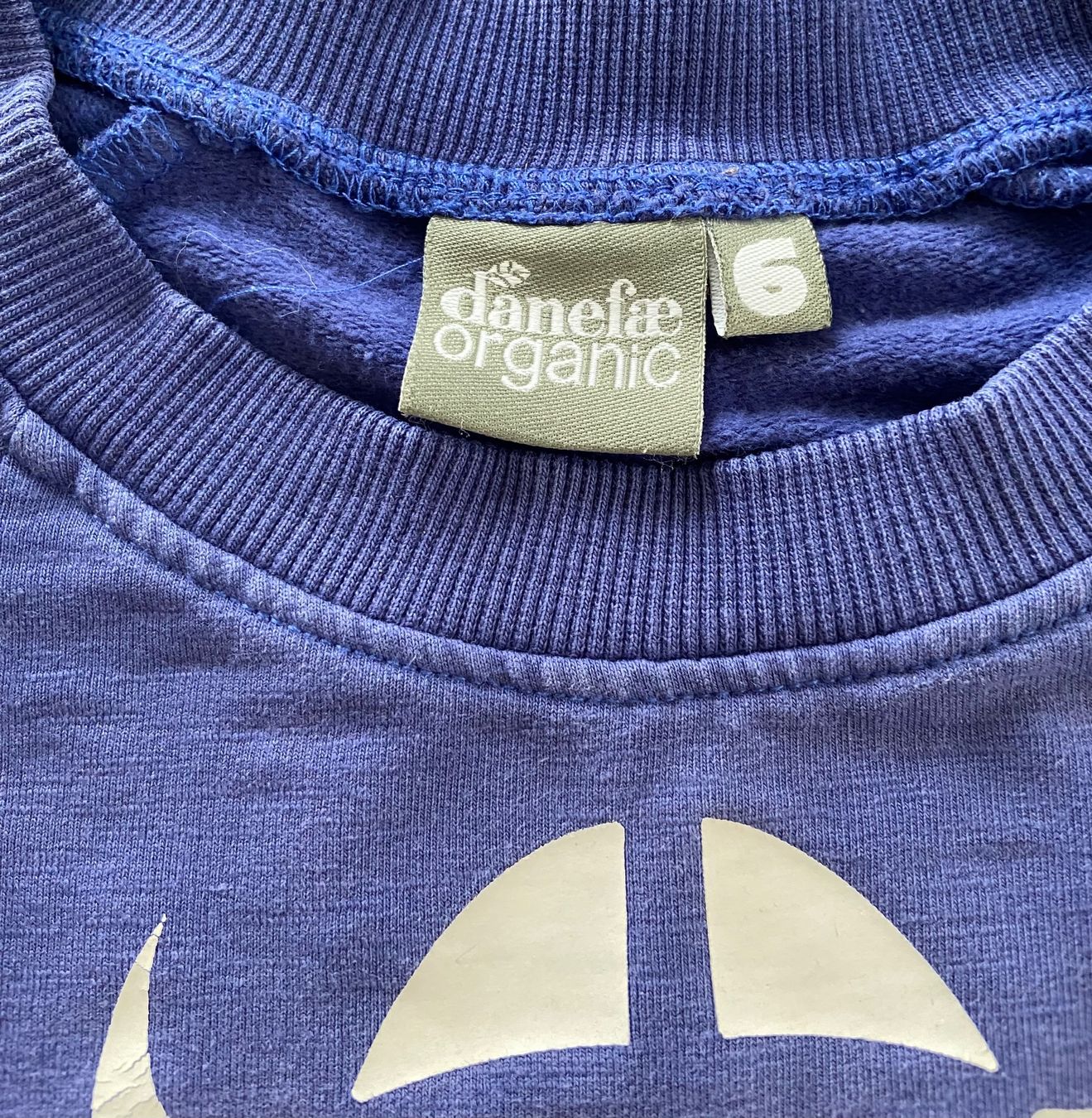 Pulls & Sweat-shirts: Danafae Wikinger-Pullover, Gr. 6 Jahre – D'occasion à Zürich par a75 2