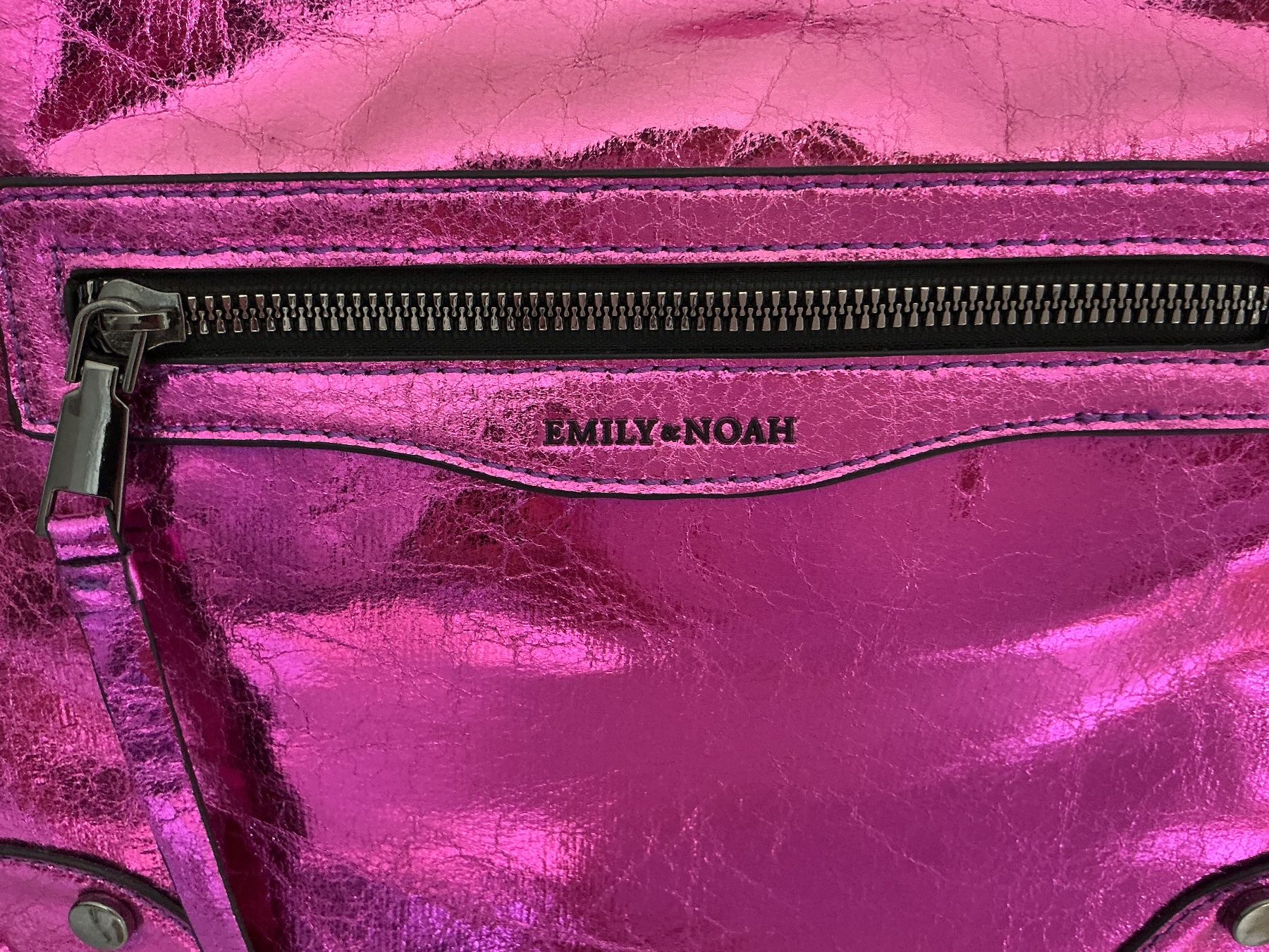 Sacs femmes: Tasche EMILY u. NOAH wunderschön neu – D'occasion à Rudolfstetten par Foxj 2