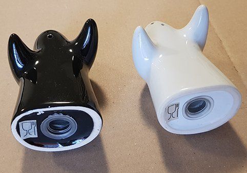 Set di piatti: Designobjekt Salz- und Pfefferstreuer – Usato da Zürich venduto da Silbaer 2