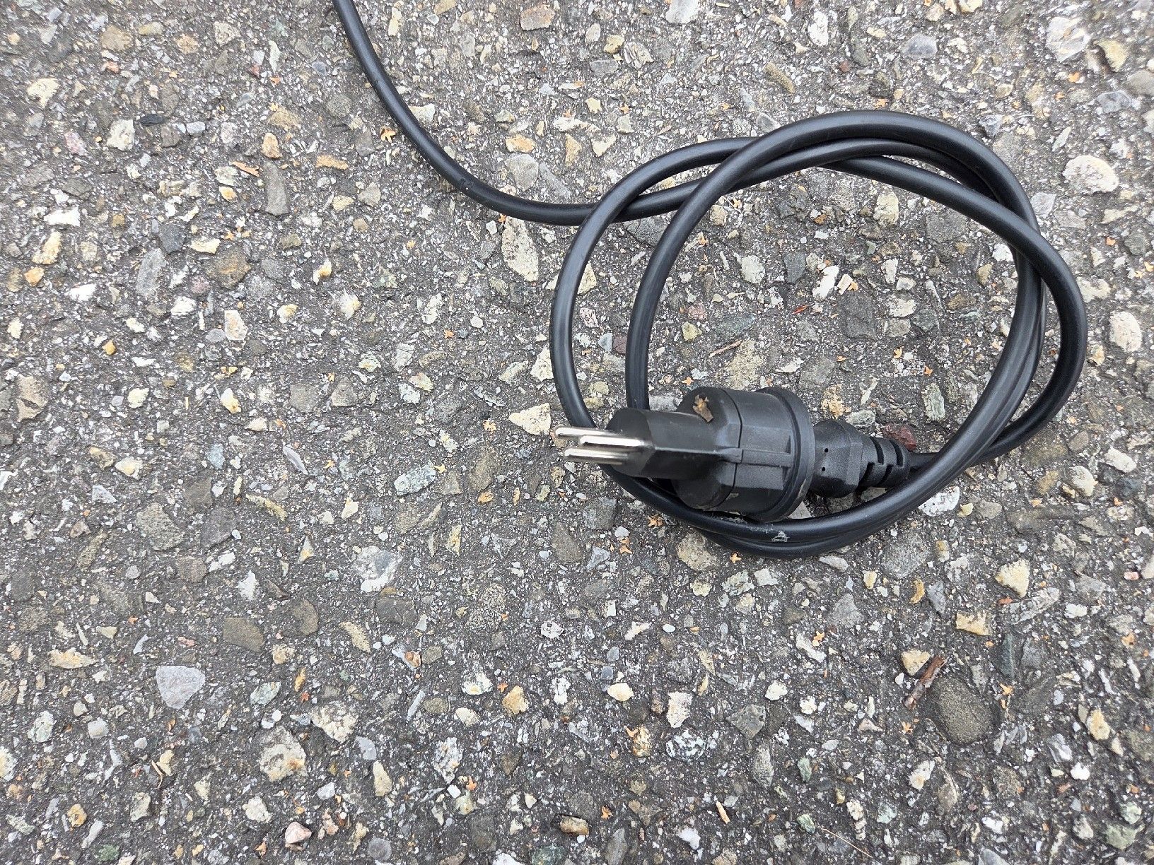 Radiateurs: Heizkannone mit Gas – D'occasion à Gunzgen par michu-81 3