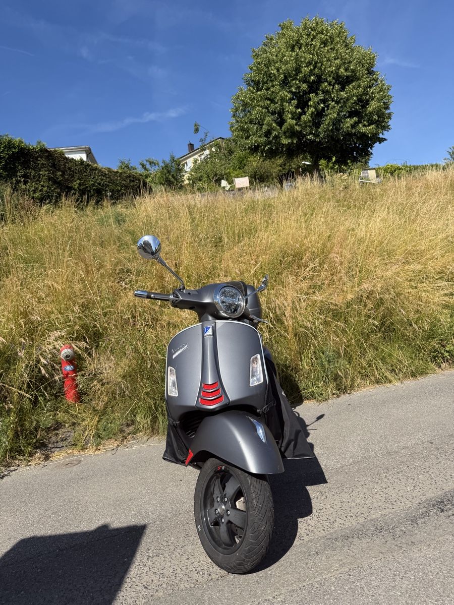 Vespa Scooter: VESPA GTS 300 SUPER SPORT – Nuovo (secondo la descrizione) da Prilly venduto da j2m66 9