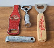 Coca-Cola Tutte le decorazioni: Coca Cola Flaschenöffner Sammlung, 15-teilig – Usato da Balgach venduto da coland 2