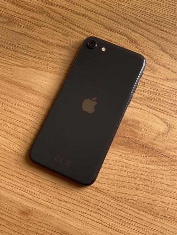iPhone SE (2020) 128 GB Black | Kaufen auf Ricardo
