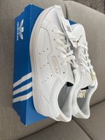Adidas Sneaker Sleek W, Gr. 39 1/3, Neu mit Etikette