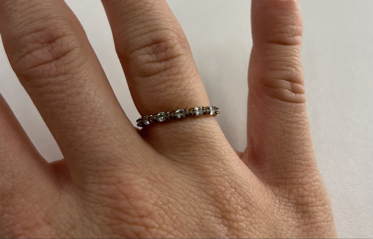 Swarovski Anelli: Swarovski Elegant Gold Ring with Stones – Usato da Zürich venduto da Isabella123