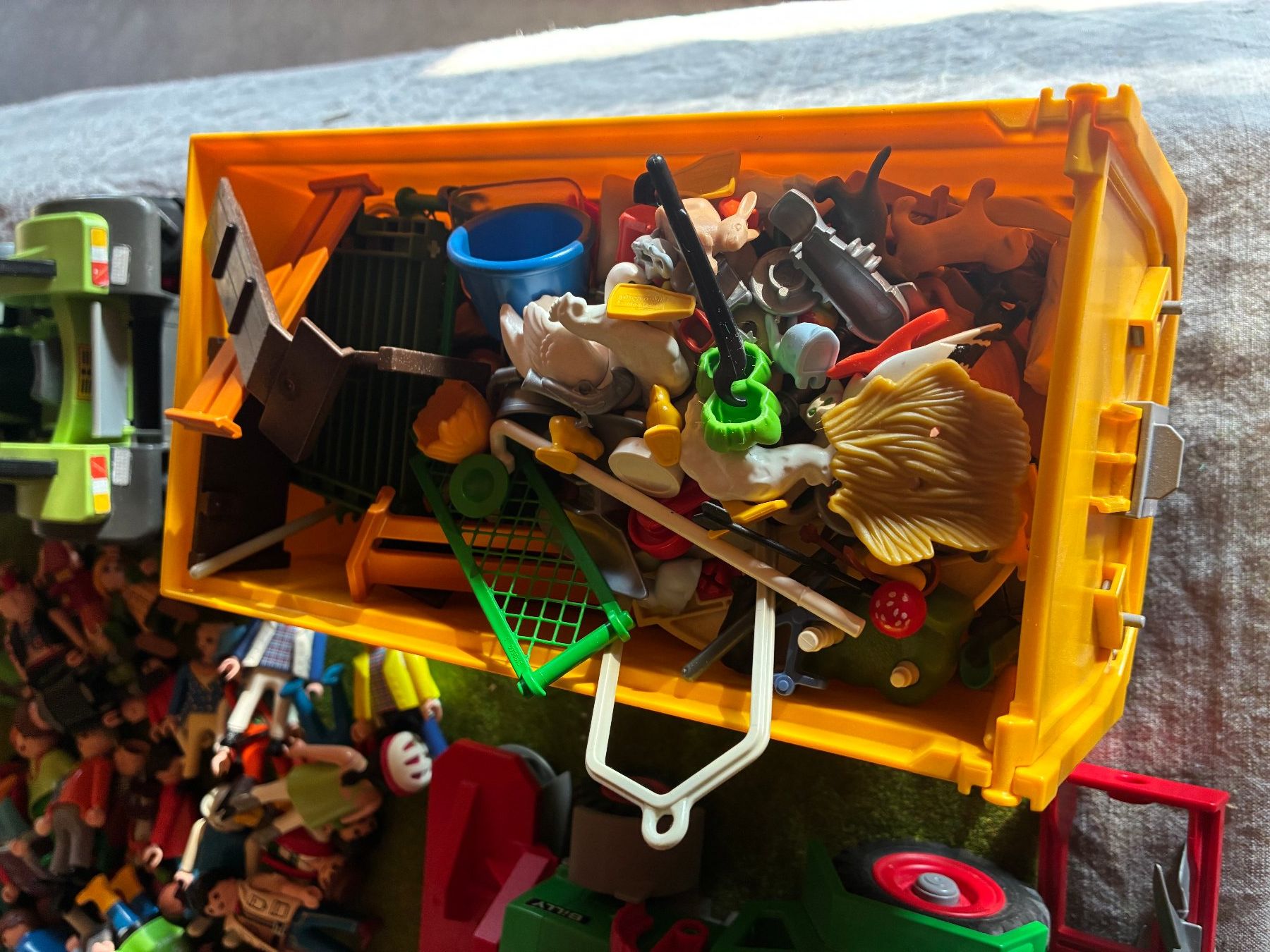 Playmobil Spielzeuge: Playmobil Bauerhof – Gebraucht aus Ueberstorf von gui_f2q8 5