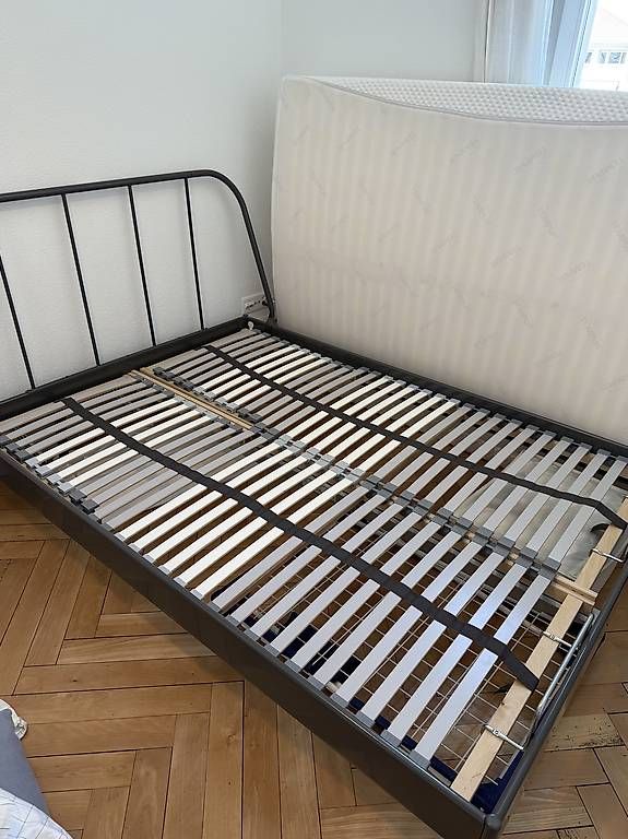 Ikea Betten: Ikea Metallbettgestell Kopardal grau 140x200cm – Gebraucht aus Bern von Sareliii 3
