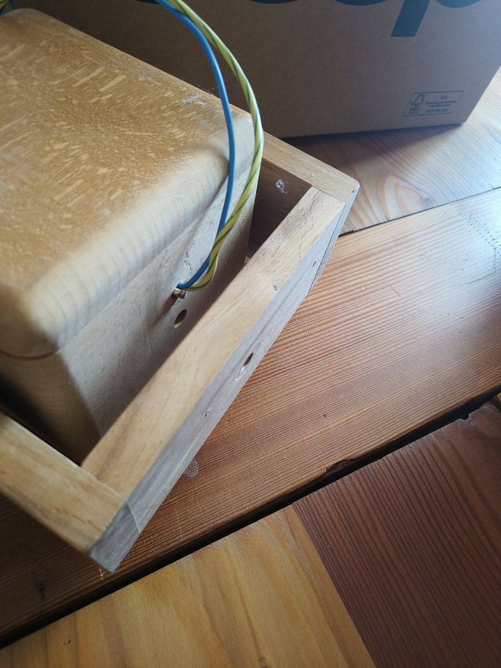 Casse acustiche: 2 Haut-parleur en bois – Usato da Arzier-Le Muids venduto da Wondertomate 2
