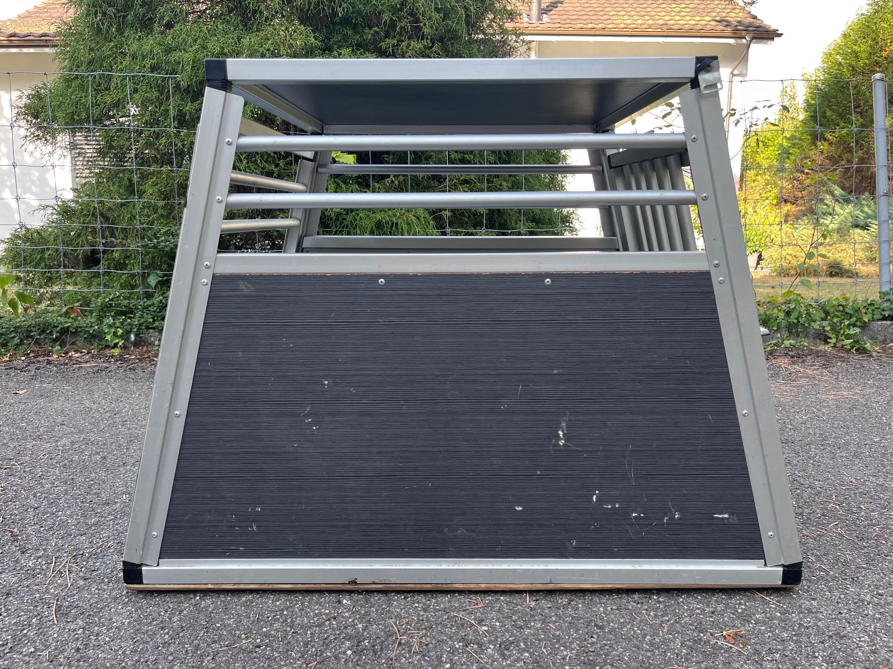 Gabbie, trasporto & Sicurezza: Hunde-Transportbox mit Notausstieg – Usato da Pfaffhausen venduto da jah_k7jw 2