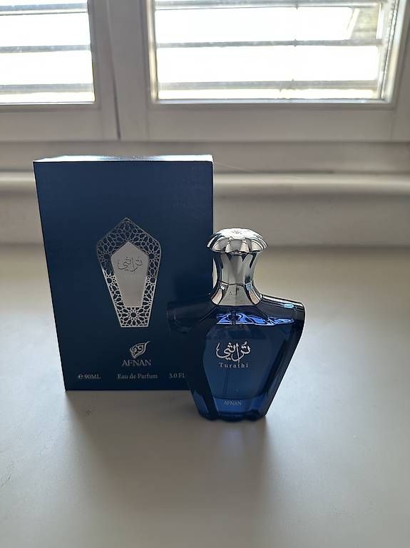 Profumi & Eau de Toilette: Afnan Turathi Blue – Usato da Klingnau venduto da dahix