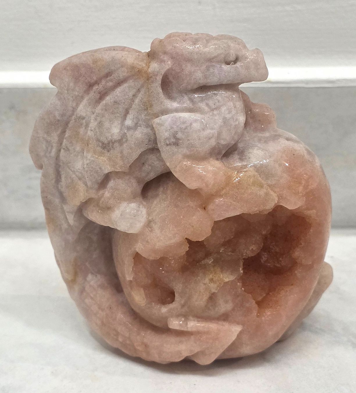 Mineralien & Heilsteine: HQ Pink Amethyst Drache 402g – Neu und originalverpackt aus Matzingen von Shay_Crystalz