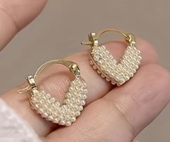 Jolies boucles d’oreilles plaquées perles légères neuves