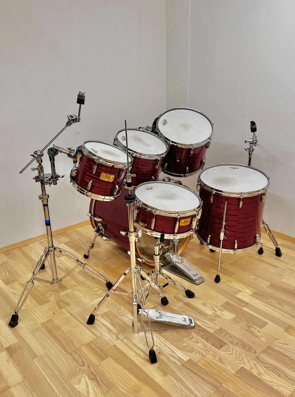 Musikinstrumente: Drumset Pearl Masters, Maple shells, 6-teilig, plus Hardware – Gebraucht aus Frauenfeld von Profi0 6