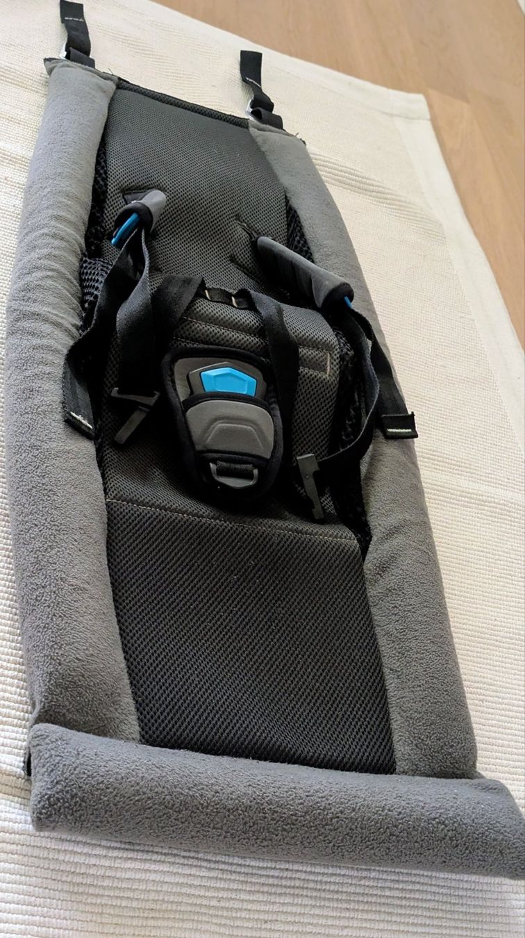 Thule Carrozzine: Thule Chariot Babysitz (Infant Sling) – Usato da Winterthur venduto da valorue 1