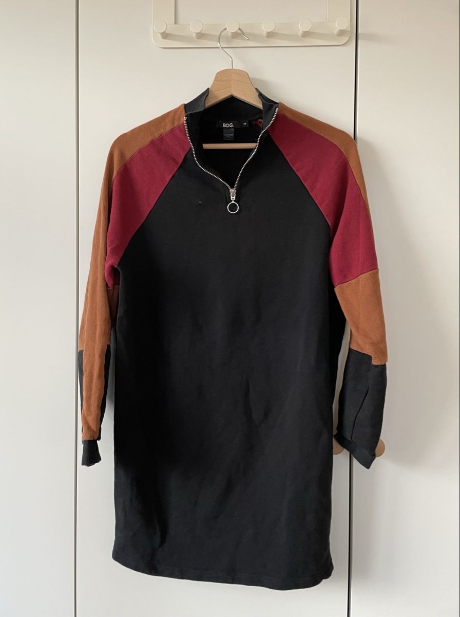 Urban Outfitters Kleider: Pullikleid/Sweatkleid BDG. XS – Gebraucht aus Neukirch an der Thur von bee88