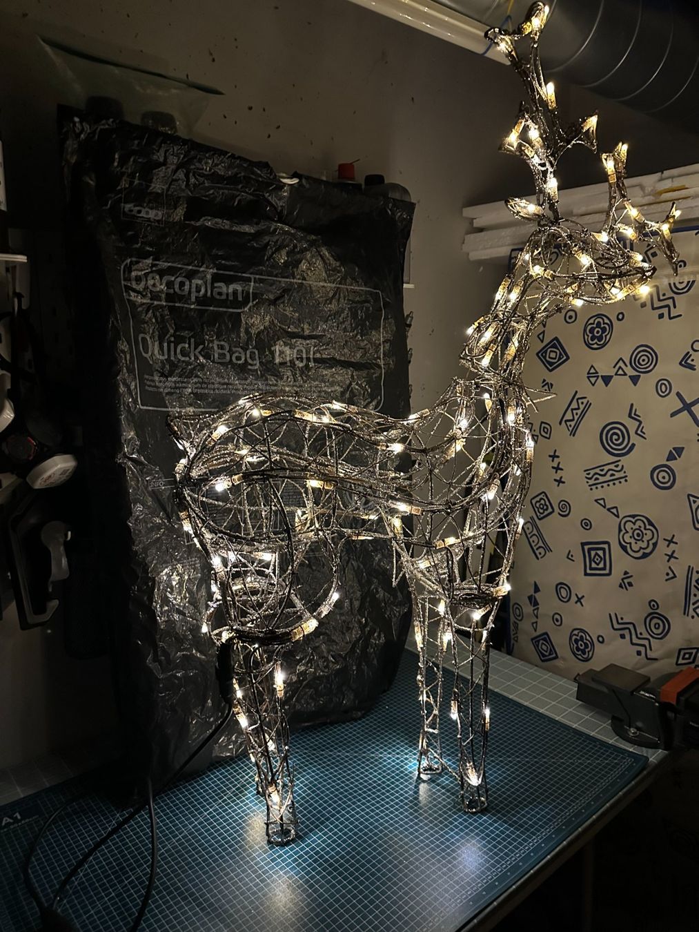 Ghirlande e barre luminose: Weihnachtsbeleuchtung Hirsch 110cm – Usato da Zug venduto da Supervamp 2