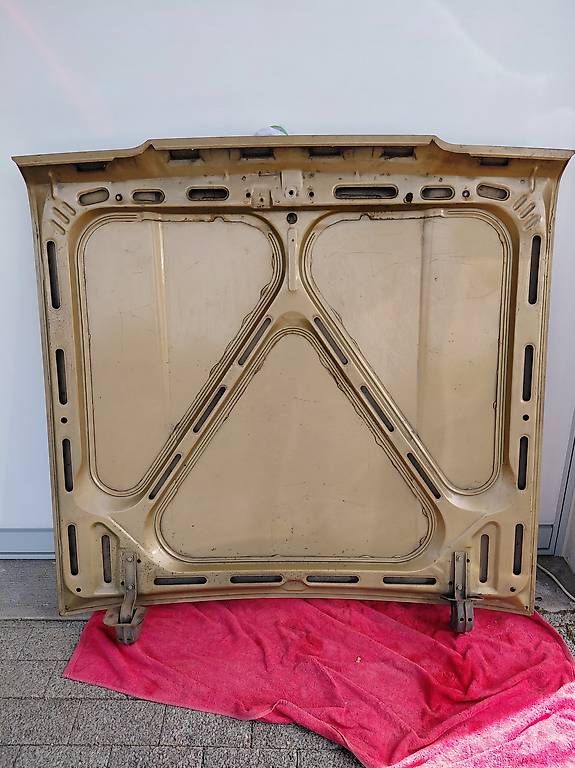 Tutti pezzi di ricambio auto: Motorhaube und Kofferraumdeckel Ford P7b – Usato da Hämikon venduto da commander_x 3
