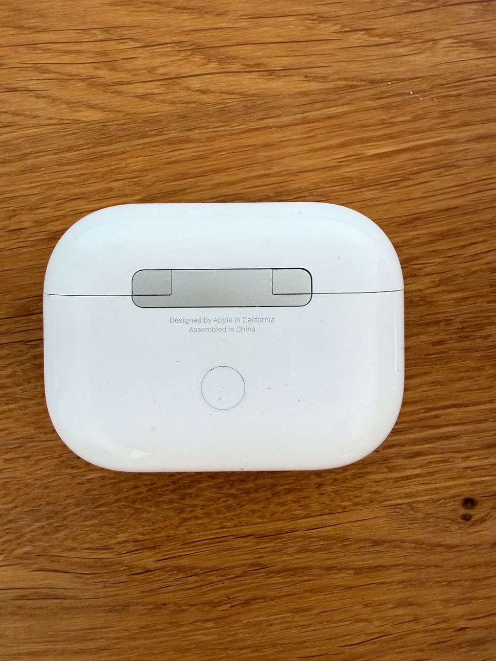 Apple Cuffie: APPLE AirPods Pro 2 Charging Case – Usato da Lausanne venduto da Nine1982 5
