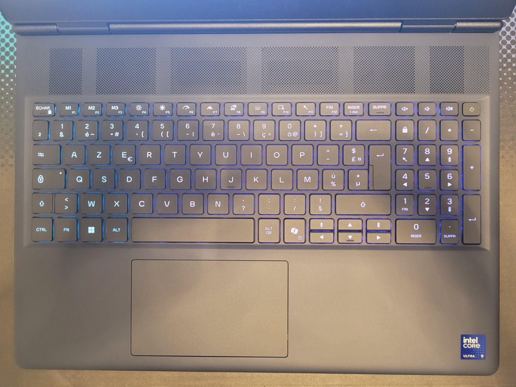Dell Notebooks: DELL Alienware 16X – Neu (gemäss Beschreibung) aus St-Martin FR von Le_Manitou 4