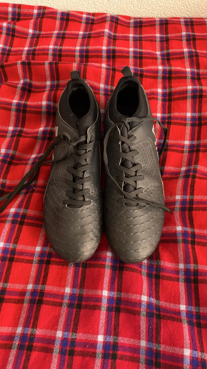 Fila Chaussures hommes: Fussball Schuhe  – D'occasion à Bottighofen par Gianluca_Laqshu