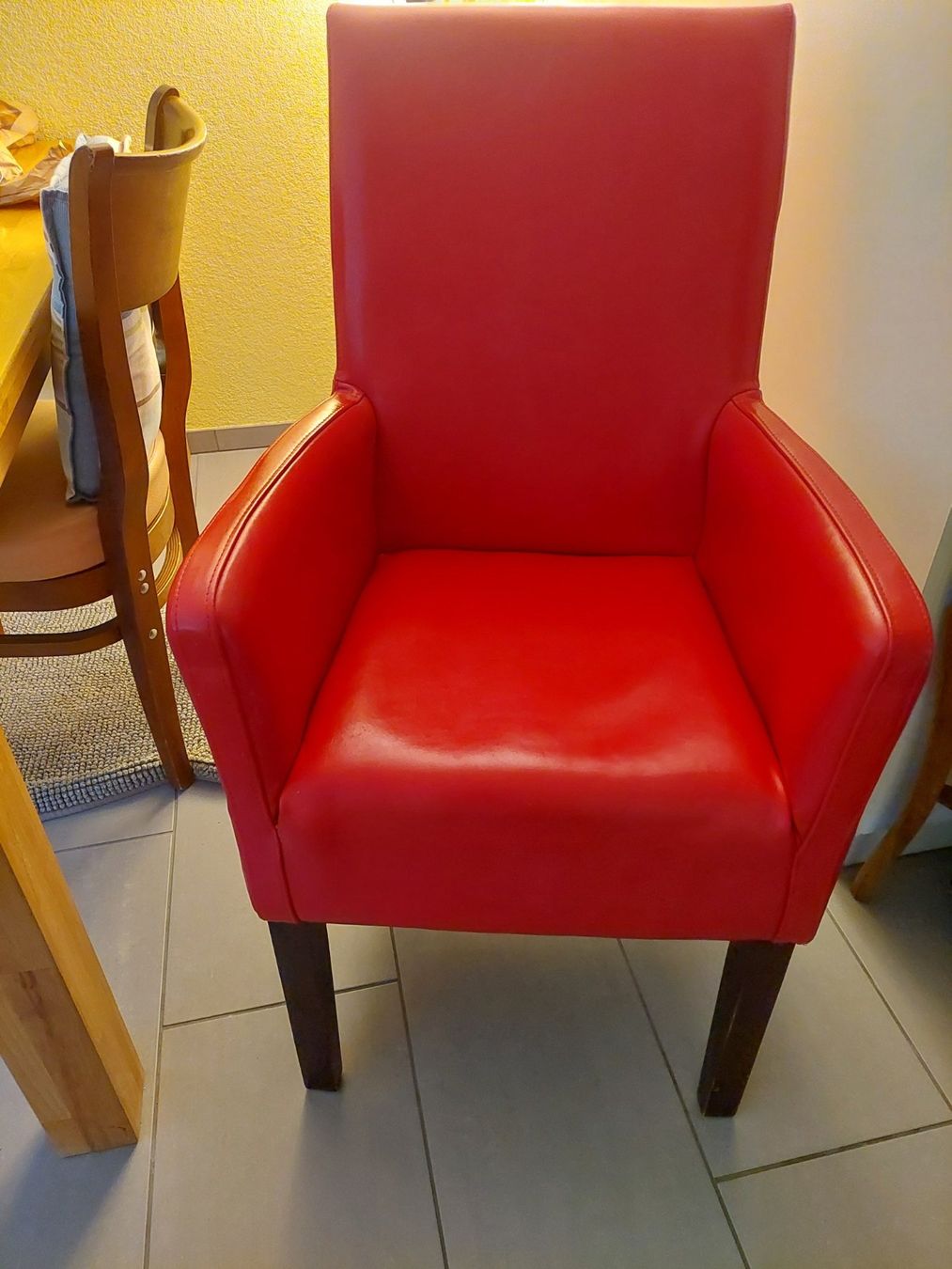 Sessel: Ledersessel, rot, Kunstleder – Gebraucht aus Mollis von berggeis01 3