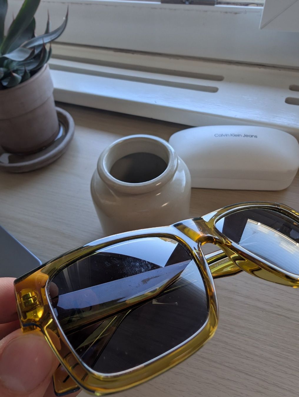 Lunettes & Verres: Calvin Klein Jeans CKJ23605S – D'occasion à Zürich par den_wg6w 6