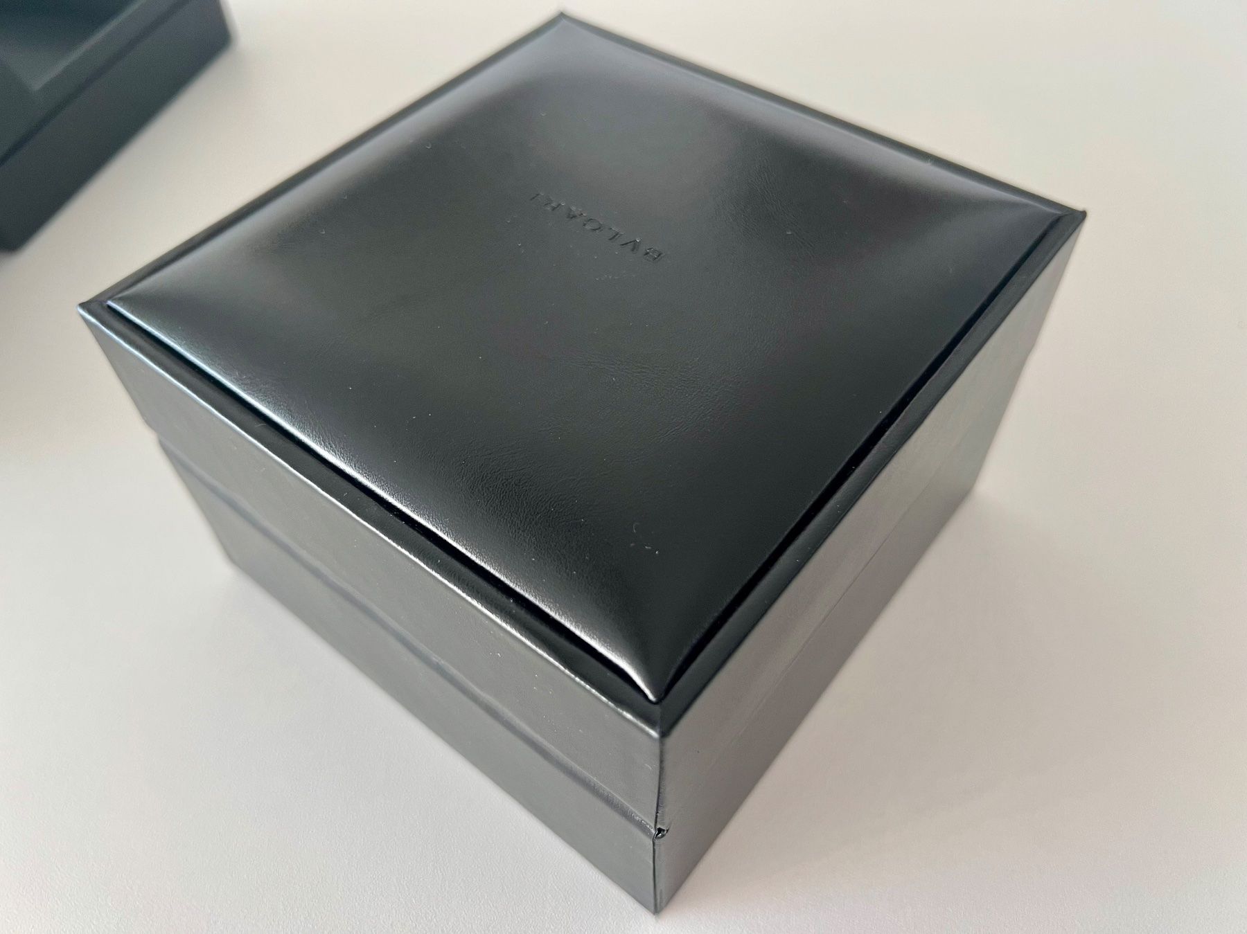 Bulgari Orologi: BULGARI / BVLGARI original black leather box with outerbox – Usato da Mont-sur-Lausanne venduto da vmi_ym5l 5