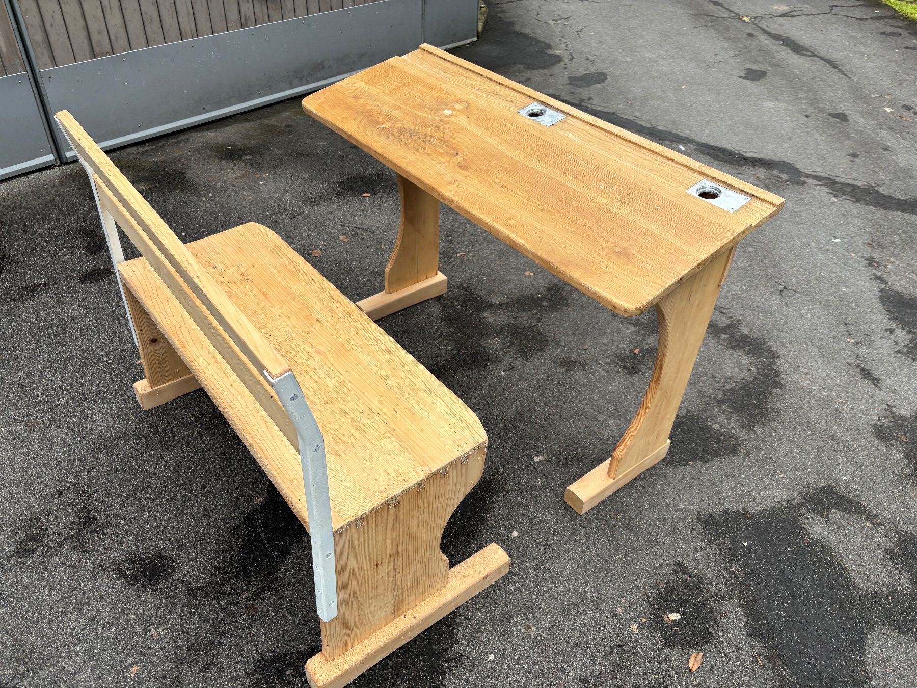 Scrivanie: Alte Schulbank / Pult mit Sitzbank – Usato da Romanshorn venduto da Krischan 5