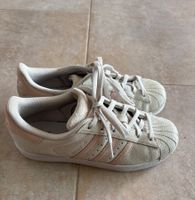 Adidas Superstar Gr. 38 2/3, Wildleder, beige mit rosa