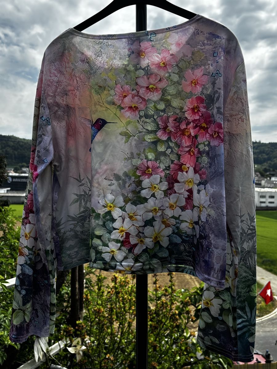 T-shirt: Sweatshirt mit Papagei  – Usato da Walterswil SO venduto da Sunshineyupi 1