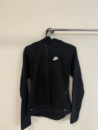Nike Kapuzenjacke Damen, schwarz, Grösse S