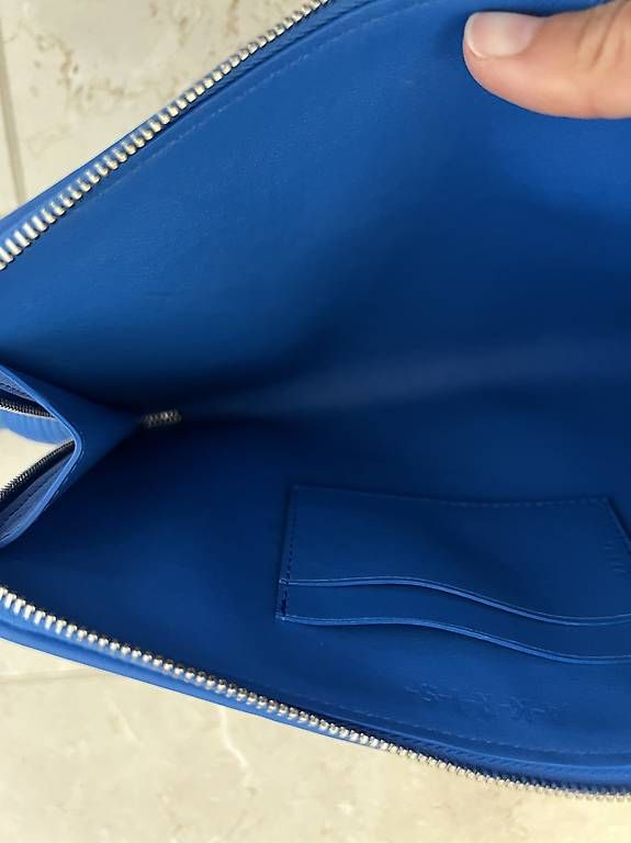 Akris Borse da donna: Akris Tassel Pouch – Nuovo e nell'imballaggio originale da Viganello venduto da Paulinegis 2