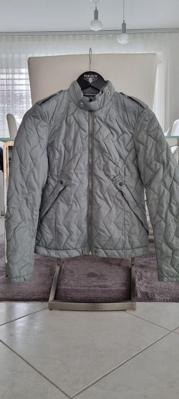 G-Star Giacche: G-Star Steppjacke – Usato da Bassersdorf venduto da golden_sun