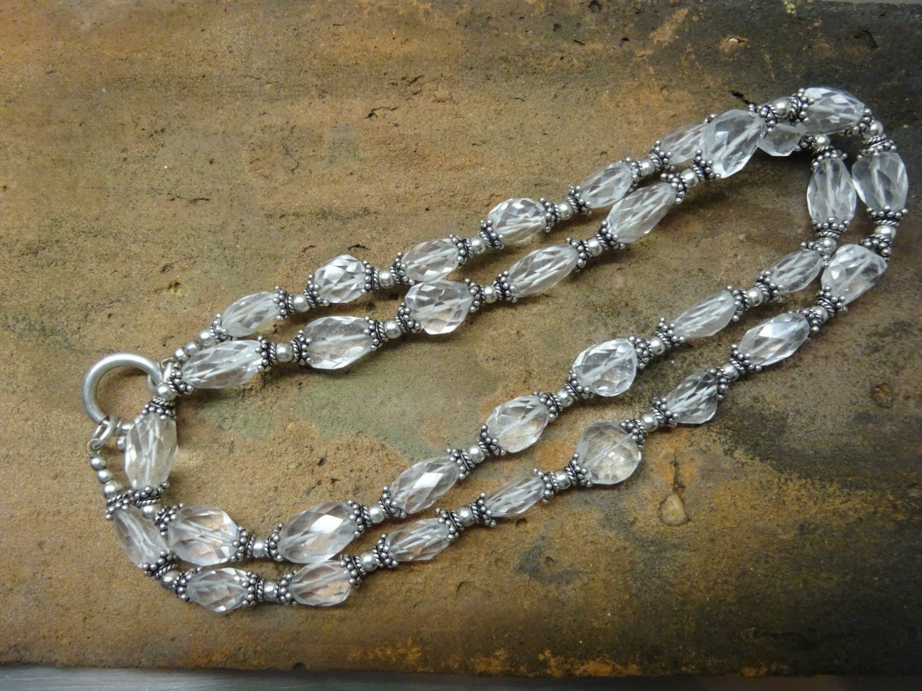 Catenine: Bergkristall Kette im Rosenschliff – Usato da Esslingen venduto da FetteSchnecke 4