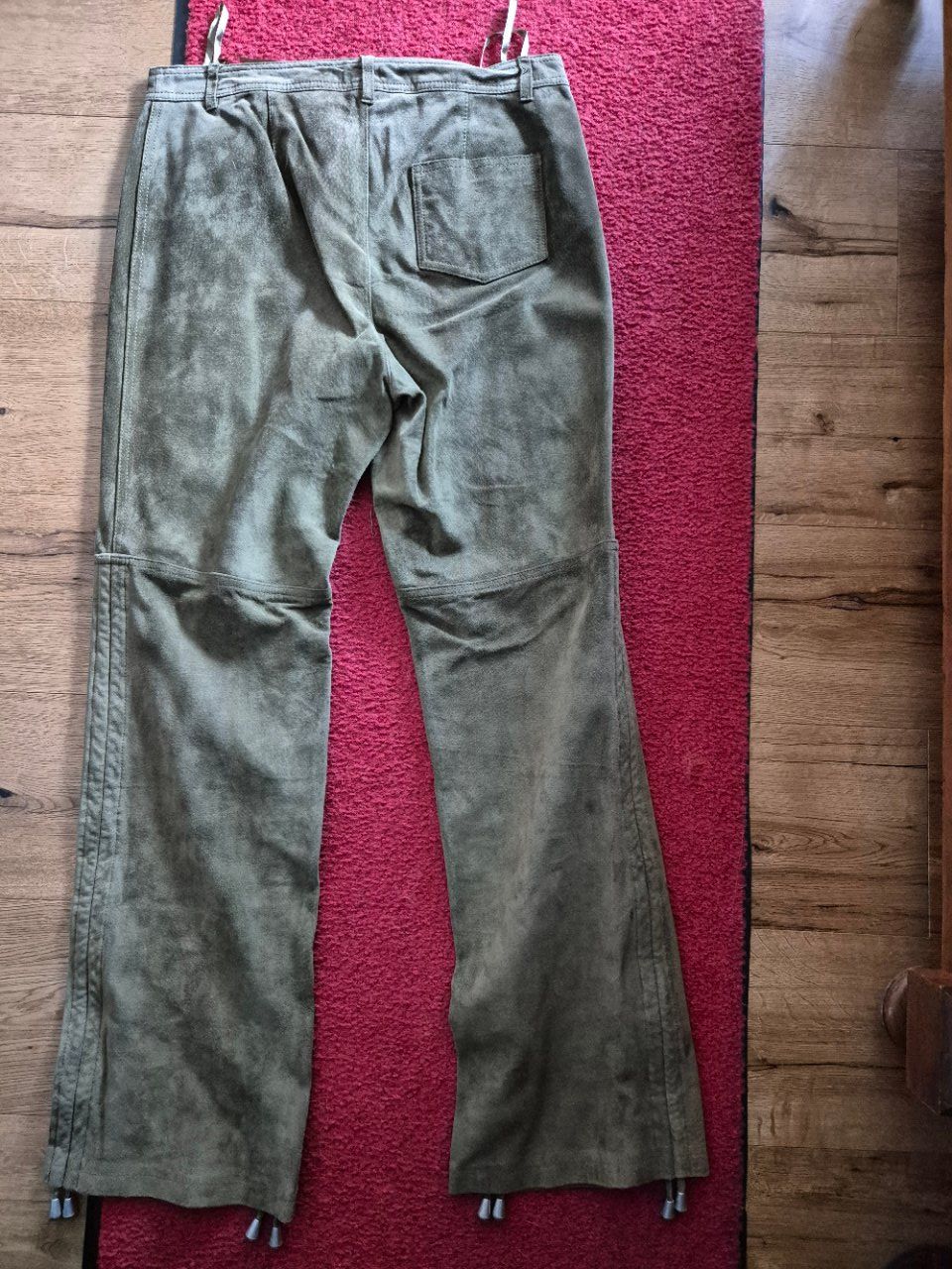 Madeleine Pantaloni: Lederhose von MADELAINE echtes Leder – Nuovo (secondo la descrizione) da Lalden venduto da aneleh58 6