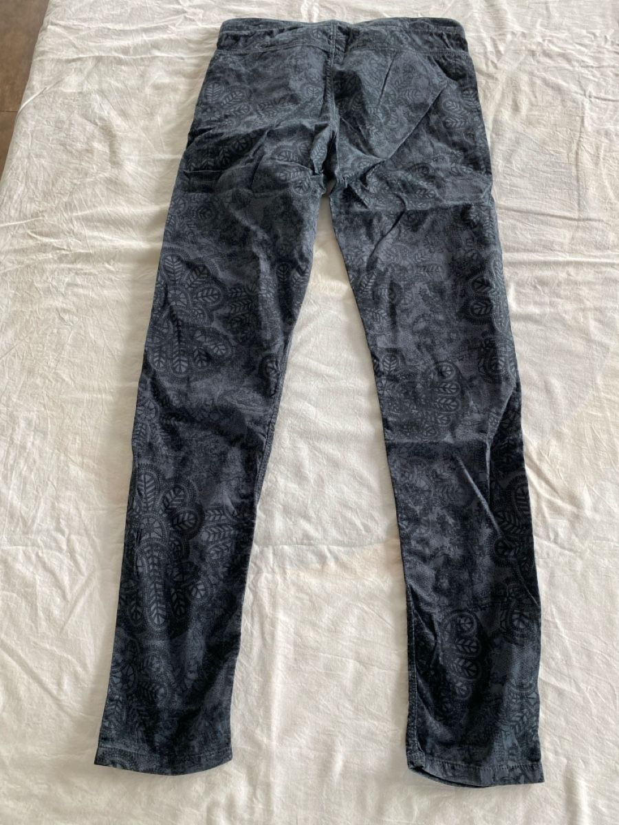 Mexx Hosen: Pantalon Mexx t. 36 – Gebraucht aus Lonay von Ikoko 1