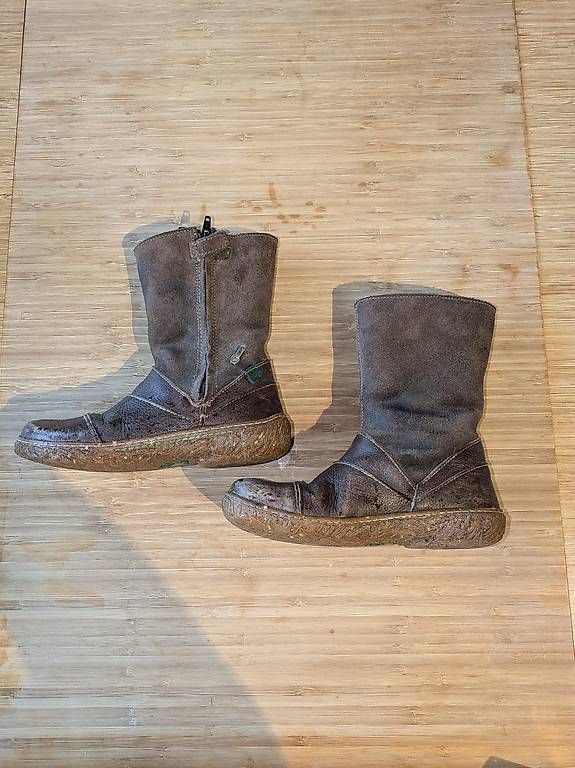Scarpe per ragazze: Winter Stiefel mit Fell f. Mädchen gr. 32 – Usato da Zollikofen venduto da Serious 4