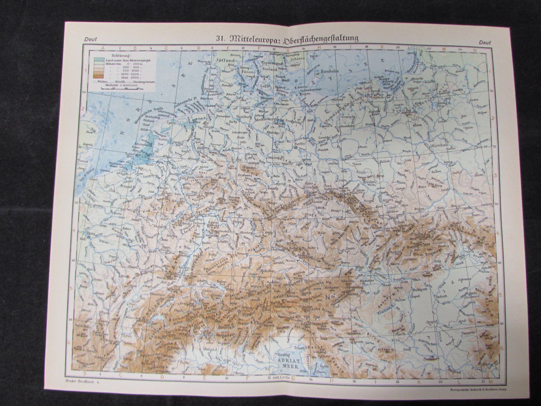 Cartes géographiques & atlas: Klima der Erde – D'occasion à Walchwil par Shells1 2