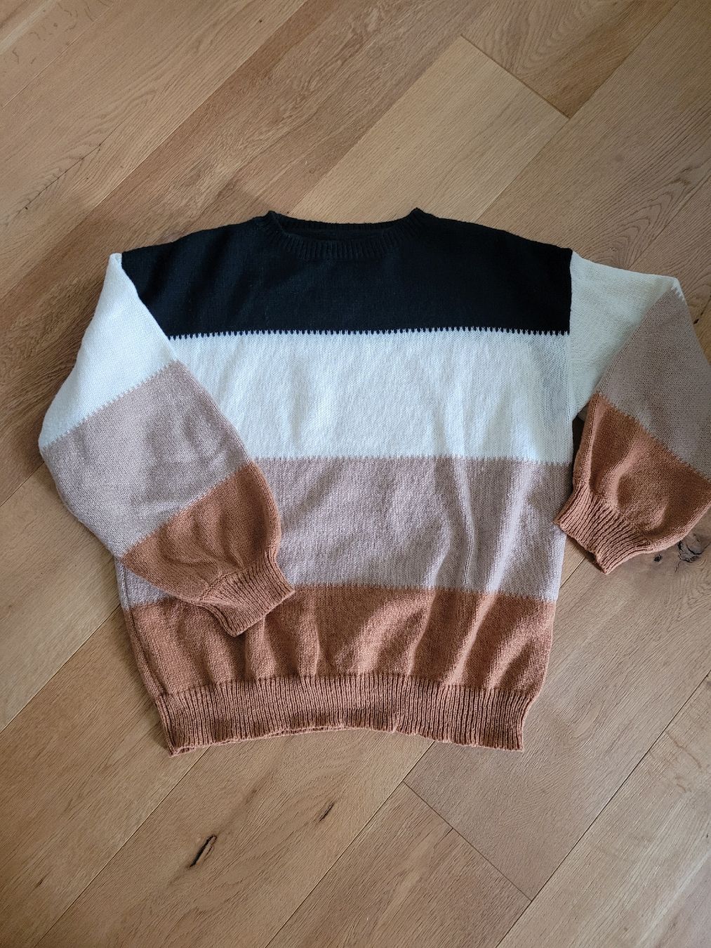 Pulls & Sweat-shirts: Pullover Damen, Mehrfarbig, Grösse L  – D'occasion à Büren NW par nie_k6382