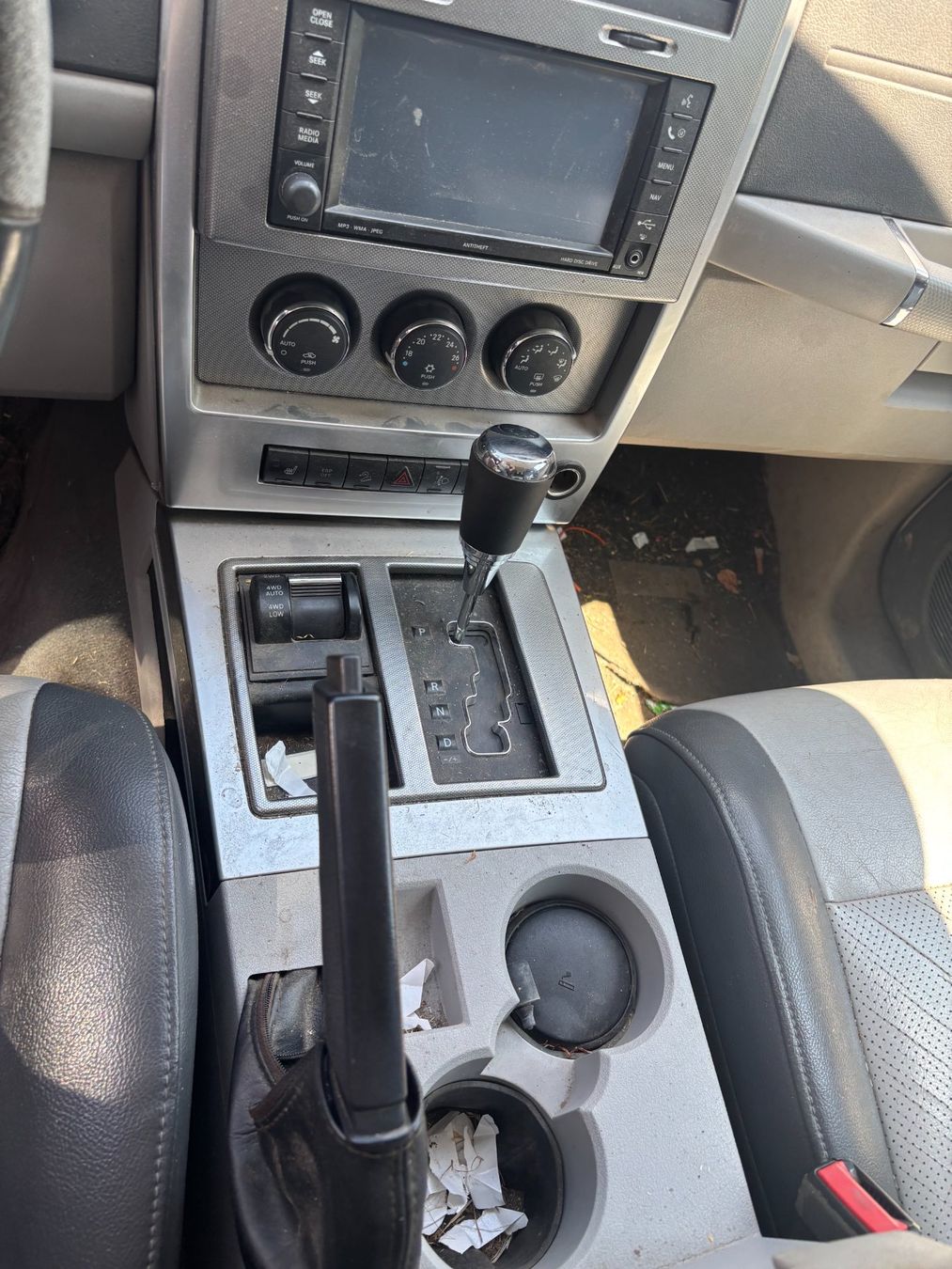 Jeep Autos: Jeep Cherokee 2.8 CRD – Défectueux à Rothenthurm par schwinger21 6
