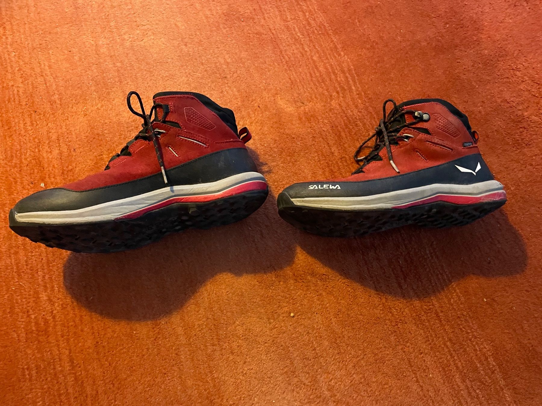 Salewa Scarpe per ragazzi: Neuwertige Salewa Wanderschuhe 37 – Usato da Landquart venduto da sar_tjn8
