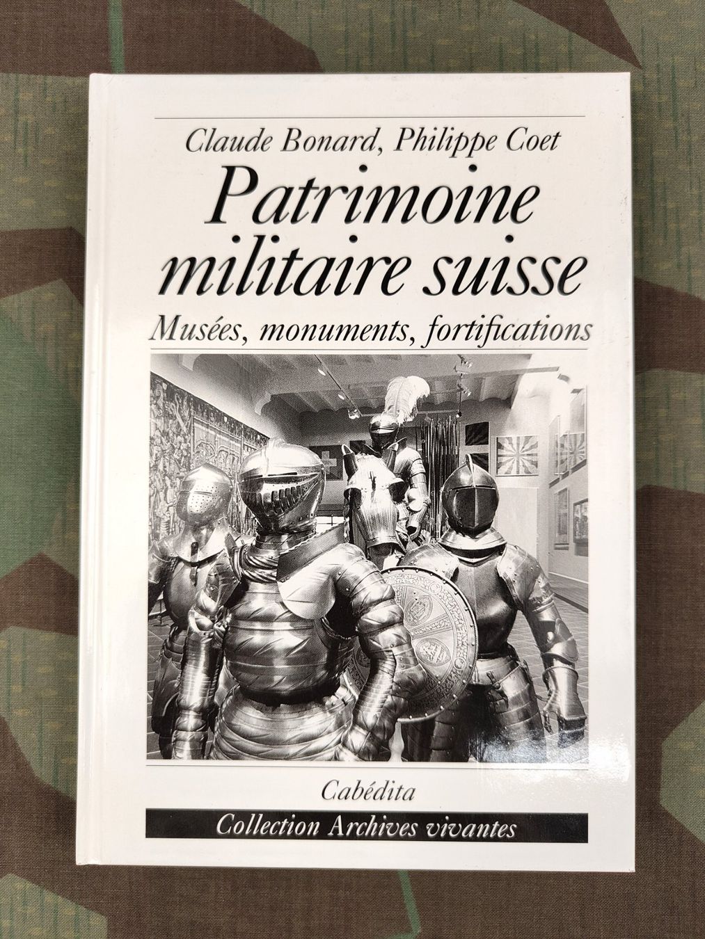 Schweizer Armee Uniformi: Buch, Patrimoine militaire suisse Musées, monuments – Usato da Bauma venduto da SwissMilitaria