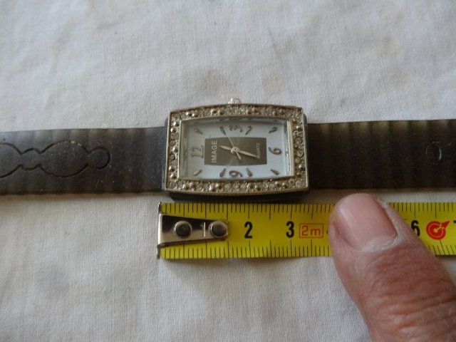 Uhren: IMAGE  HEREN UHR.QUARTZ..LÄÜFT--24X33MM – Gebraucht aus zürich von ahmad01 3