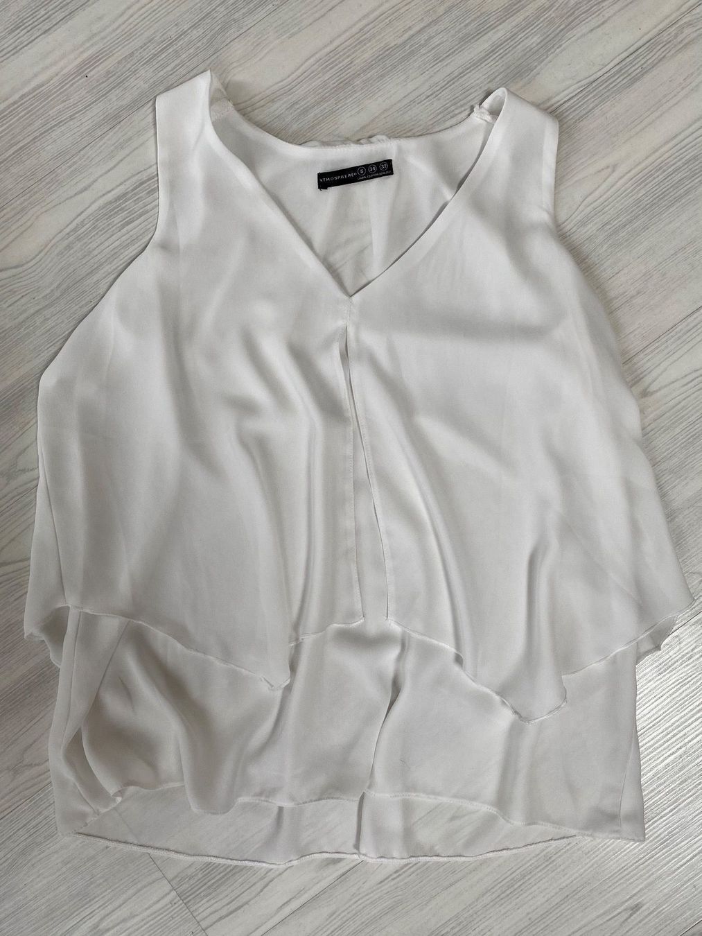 Kookai Tops: 2 elegante Sommer-Tops Gr. XS/S – Gebraucht aus Estavayer-le-Lac von Mimmy02 1