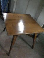 Massiver Holztisch mit Schublade - Top Zustand!